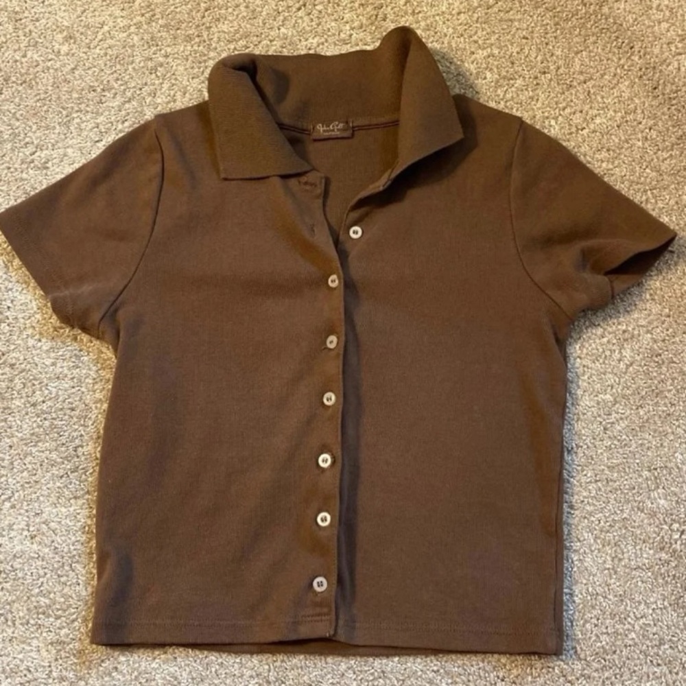 Brandy Melville Caroline top